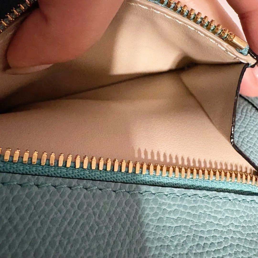 1回使用美品！購入1年未満Valextraレア色イジィデウォレット三つ折り