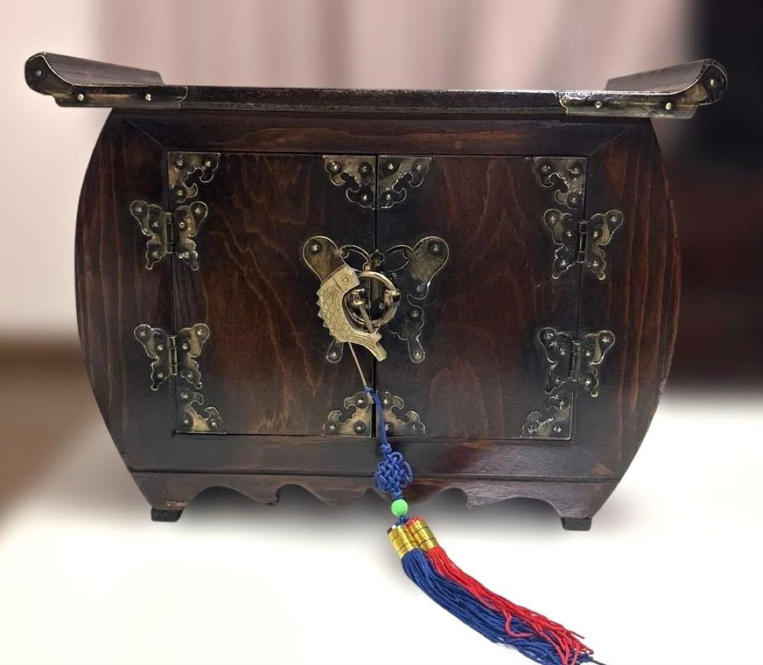 李朝家具　アンティーク　韓国　キャビネット　骨董 　ヴィンテージ 朝鮮 ヴィンテージ 李朝家具 桐 モリジャン 衣類箪笥 キャビネット