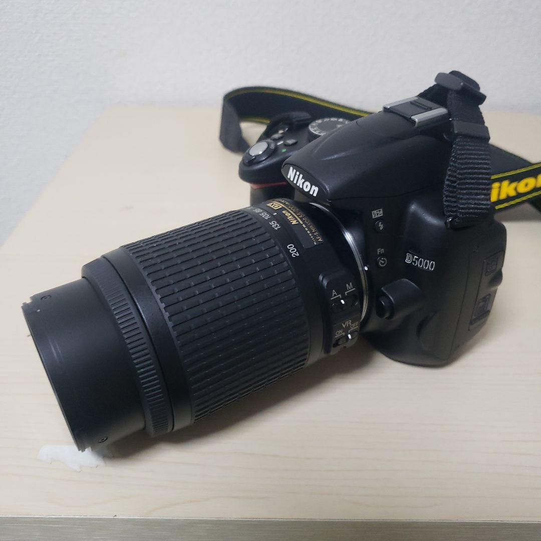 Nikon D5000 +AF-S望遠ズームレンズ 動作確認済み