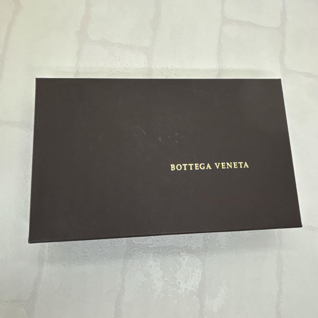 美品✨ボッテガヴェネタ イントレチャート 編み込み レザー 長財布 羊革 黒