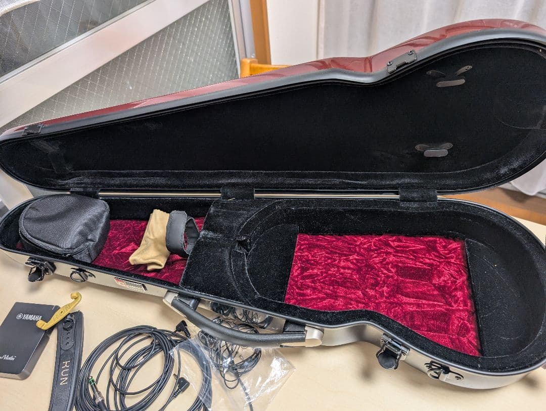 ヤマハ YAMAHA サイレントバイオリンセット YSV104 ハードケース付き
