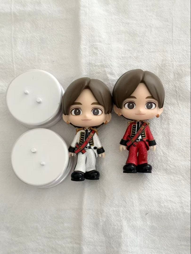 Hey! Say! JUMP 山田涼介 フィギュア 2体セット - メルカリ