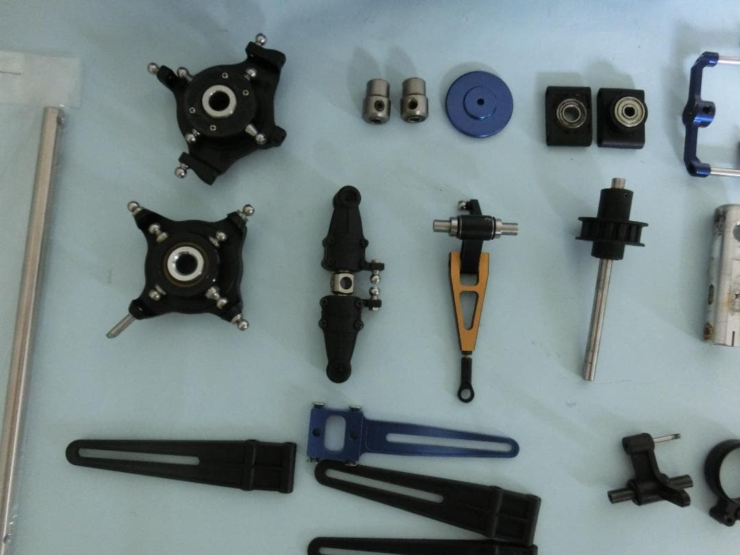 ☆1003小僧様専用 ヒロボー シャトル ラジコンヘリコプター 金属部品