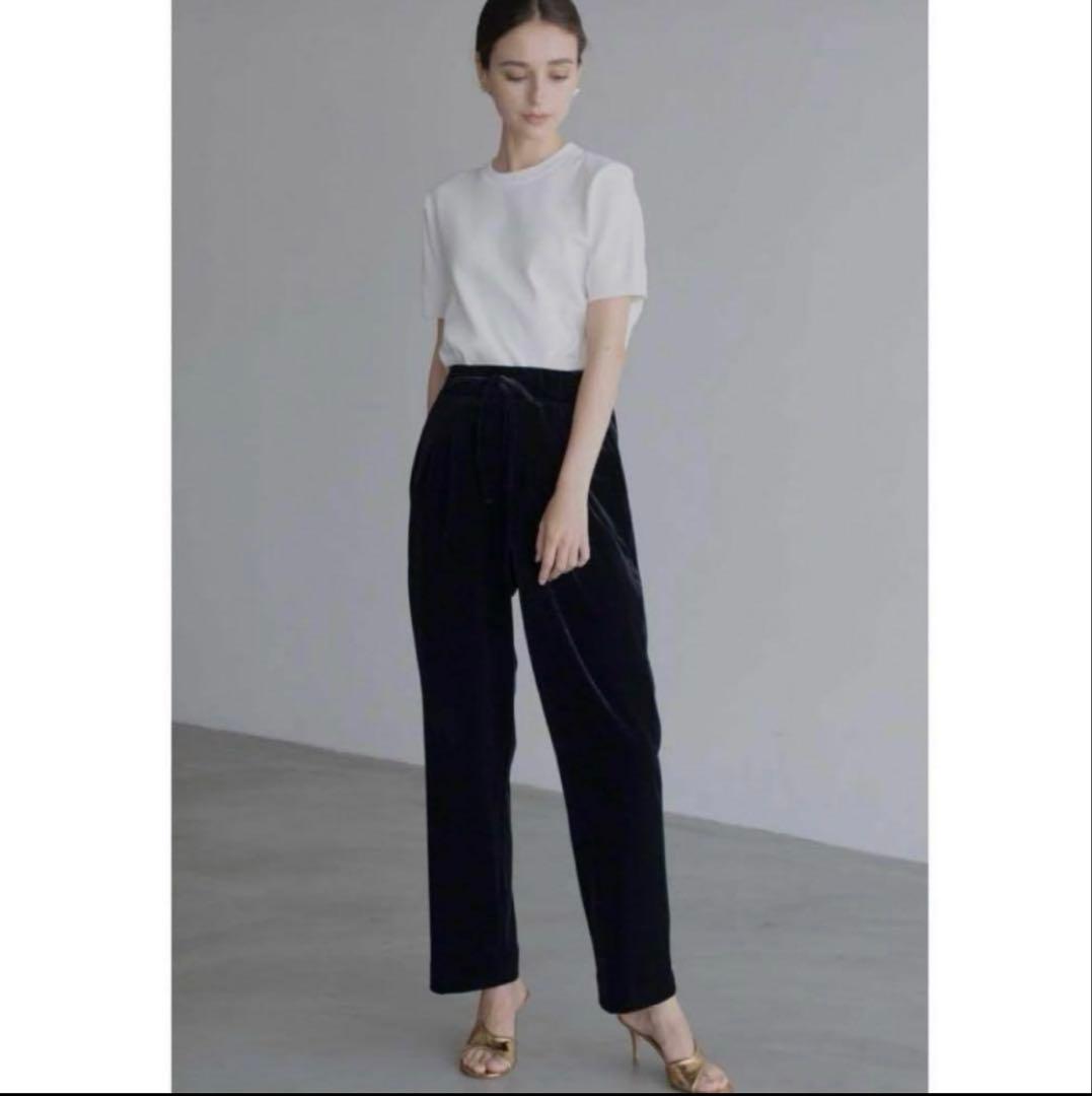 OHGA】ベロアパンツ ドロストSサイズ - メルカリ