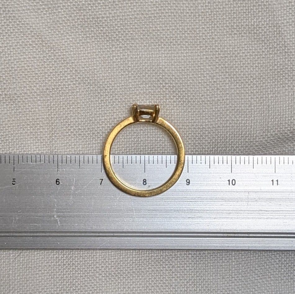 【ORECCHIO】 鑑定書付 0.568ct 天然ダイヤモンドリング 18K