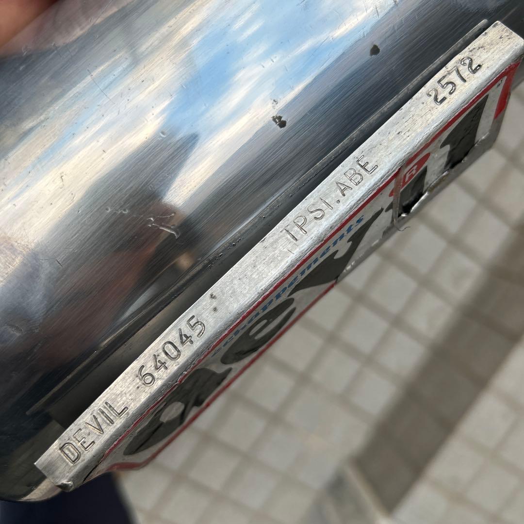 A*8様 GPZ900R デビルマフラー 1109