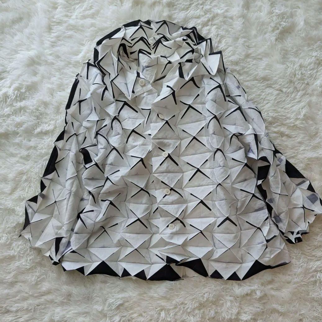 希少✨️イッセイミヤケ 折り紙 2way立体プリーツドルマンシャツ 19AW