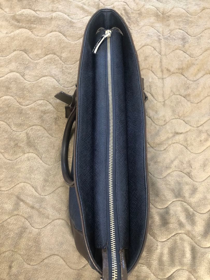 ペッレモルビダ 2way キャピターノ メイデンボヤージュ ネイビー