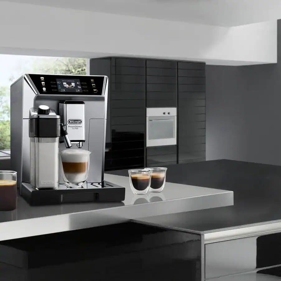 メル.カリ二郎様専用】プリマドンナクラス コーヒーマシンECAM55085MS