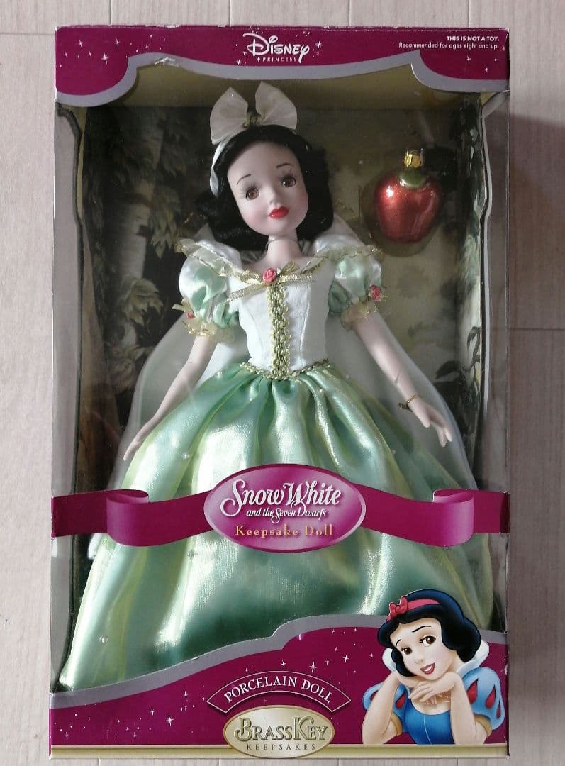 白雪姫 陶器人形 ディズニースノーホワイト - メルカリ
