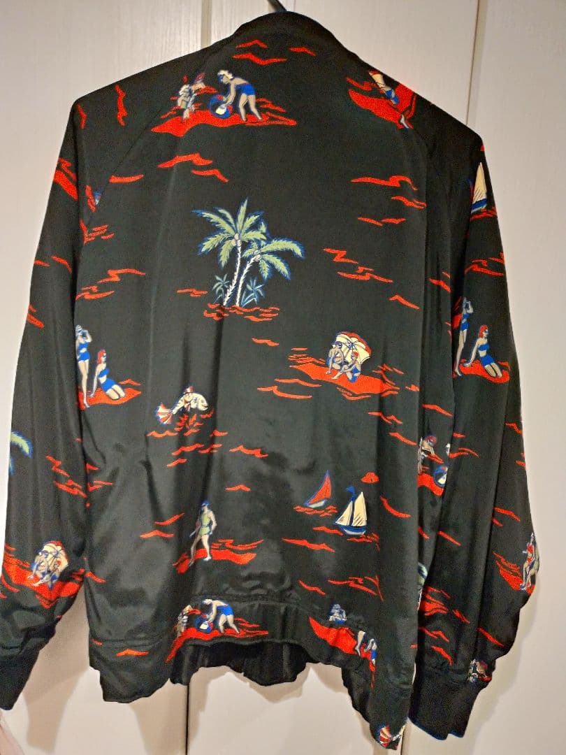 ブルーナボイン ケルウスジャンパー 完売品 - メルカリ