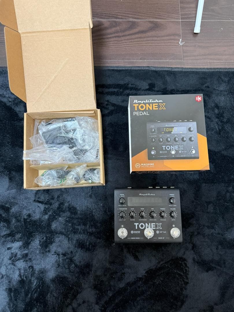 ギター AmpliTube TONEX PEDAL Amazon.com: IK Multimedia TONEX Pedal: Stereo multi-effects guitar