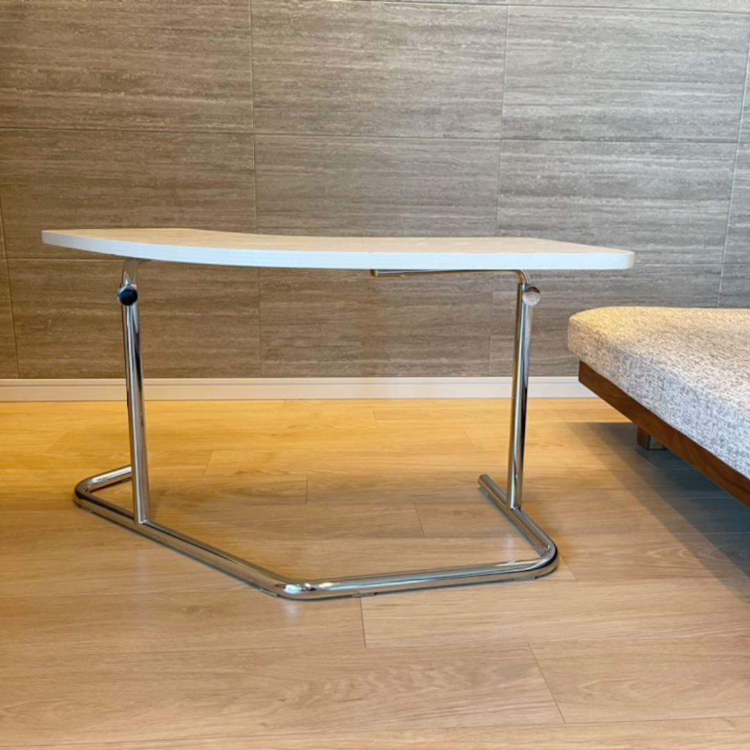 値下げ中】廃盤！TECTA K24サイドテーブル - メルカリ