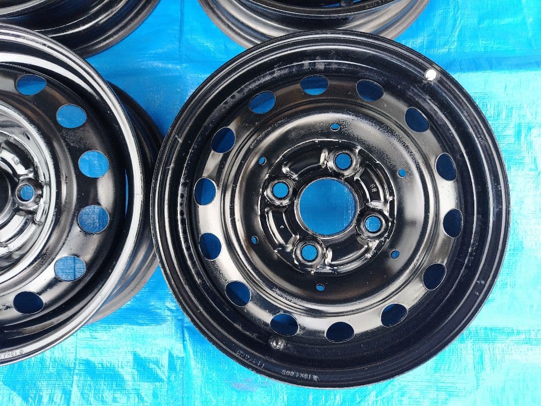 155/70R13【2/2】スタッドレスタイヤ、スチールホイール付、2本分割