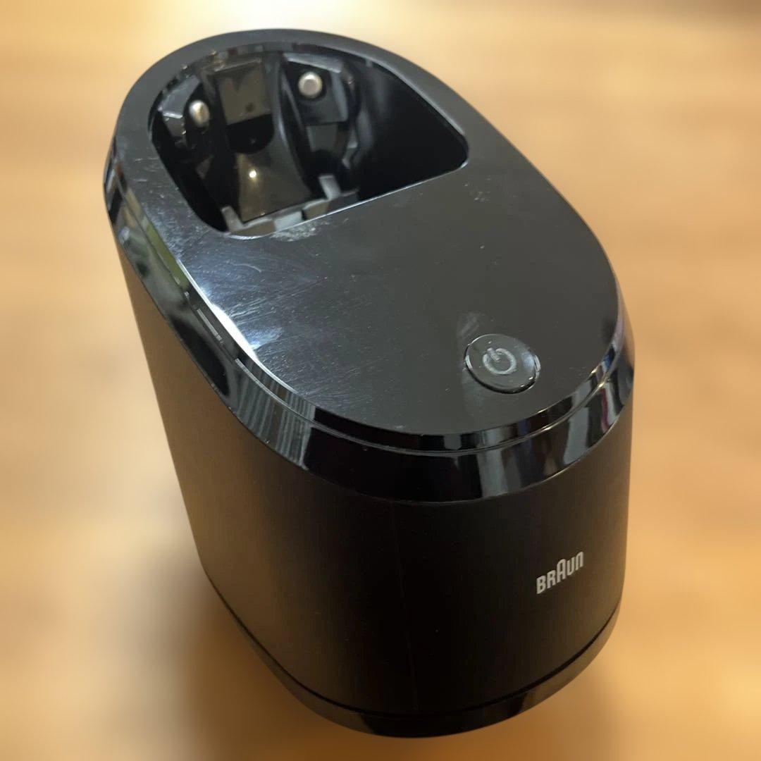 ブラウン シリーズ9 Pro 9480cc-V美顔器ヘッド・洗浄機付き - メルカリ