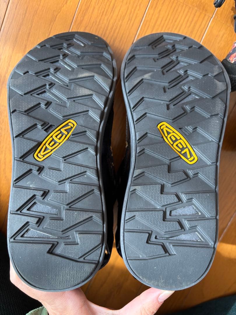 【美品】KEEN 防水ブーツ　23.5cm 16cm セット　親子コーデ