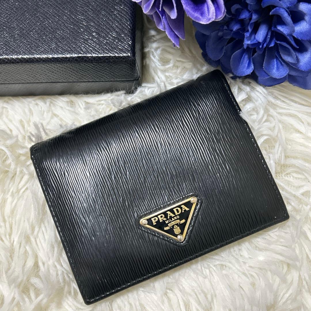 現行 プラダ ヴィッテロムーブ 折り財布 三角ロゴ ゴールド RFID