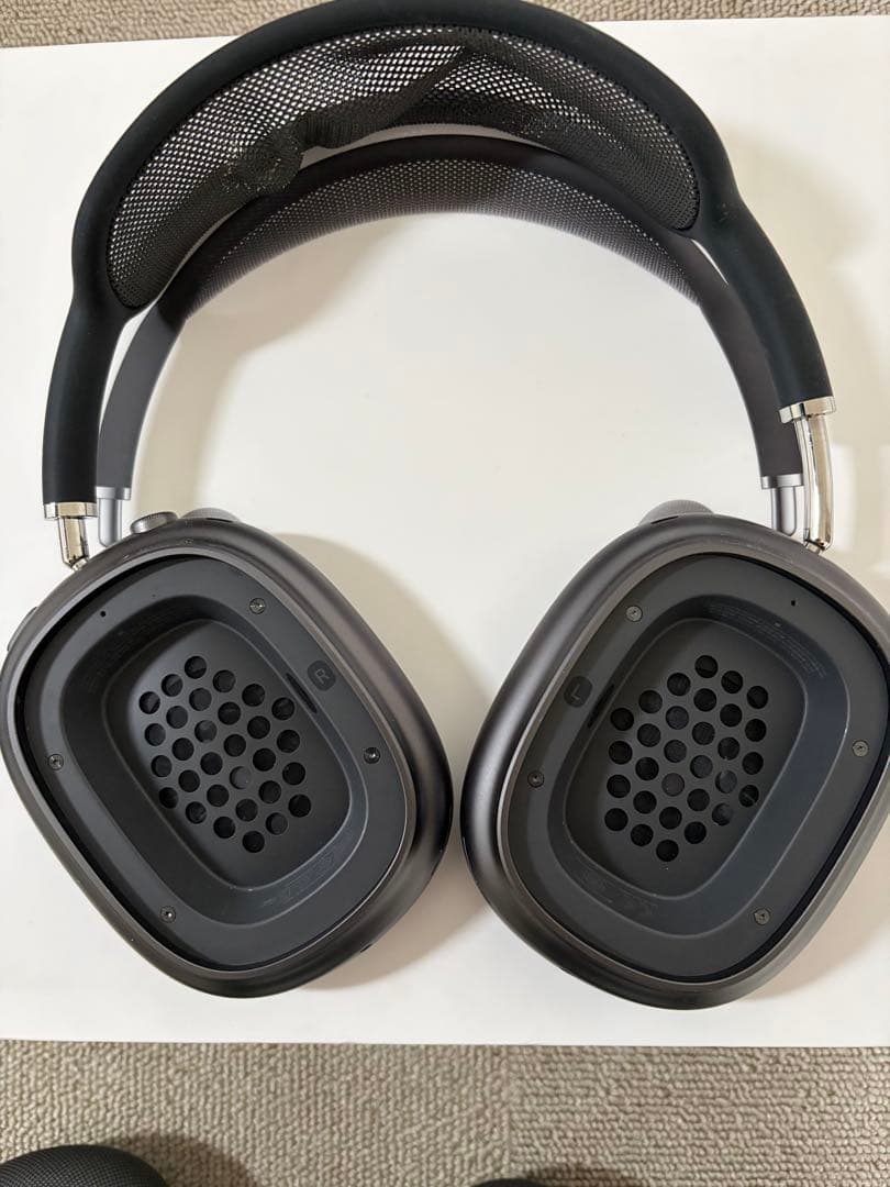 出品本日まで 美品 Apple AirPods Max スペースグレー