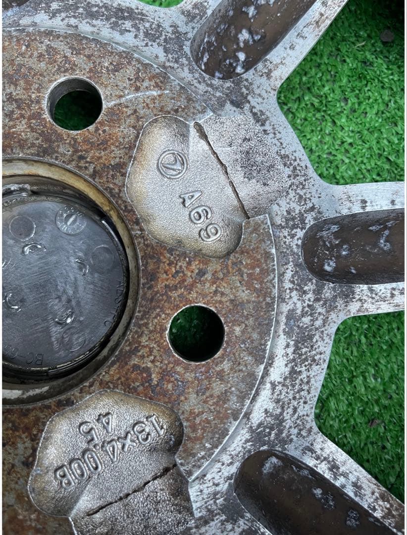 日本製 13インチ アルミホイール 13×4.0J +45 軽自動車用