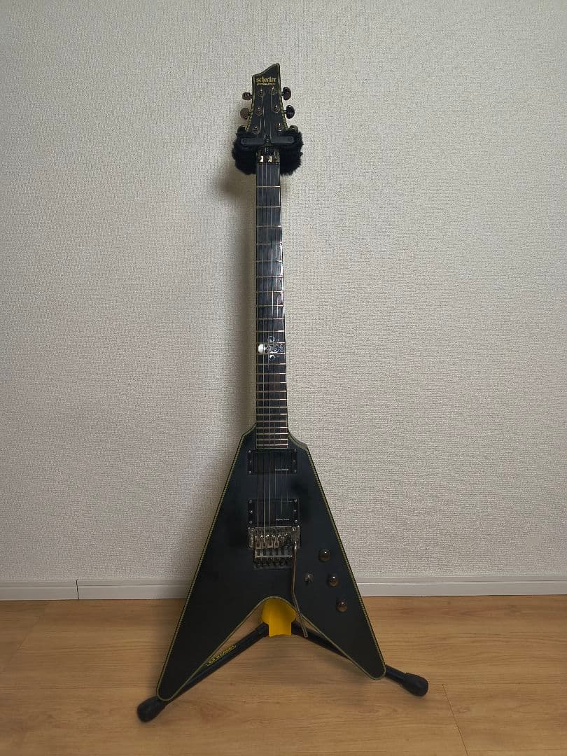 SCHECTER　Ｖ型エレキギター SCHECTER シェクター V-1 Apocalypce / Rusty Grey【フライングV