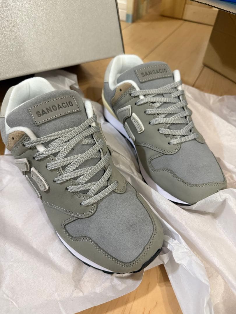 にゅ～ず『GRAY』10周年限定モデル - メルカリ