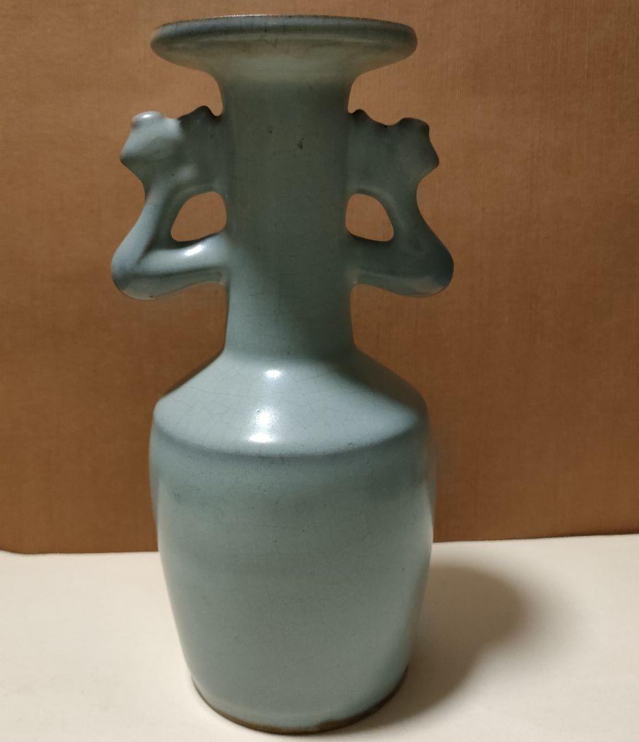 Q*t様 中国美術 月白釉 時代物 アンティーク 双耳花入 花瓶