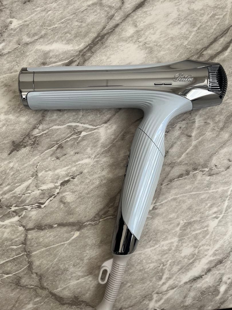 ReFa リファ ドライヤー ジャンク｜電源入るがすぐ停止・赤点滅 - メルカリ