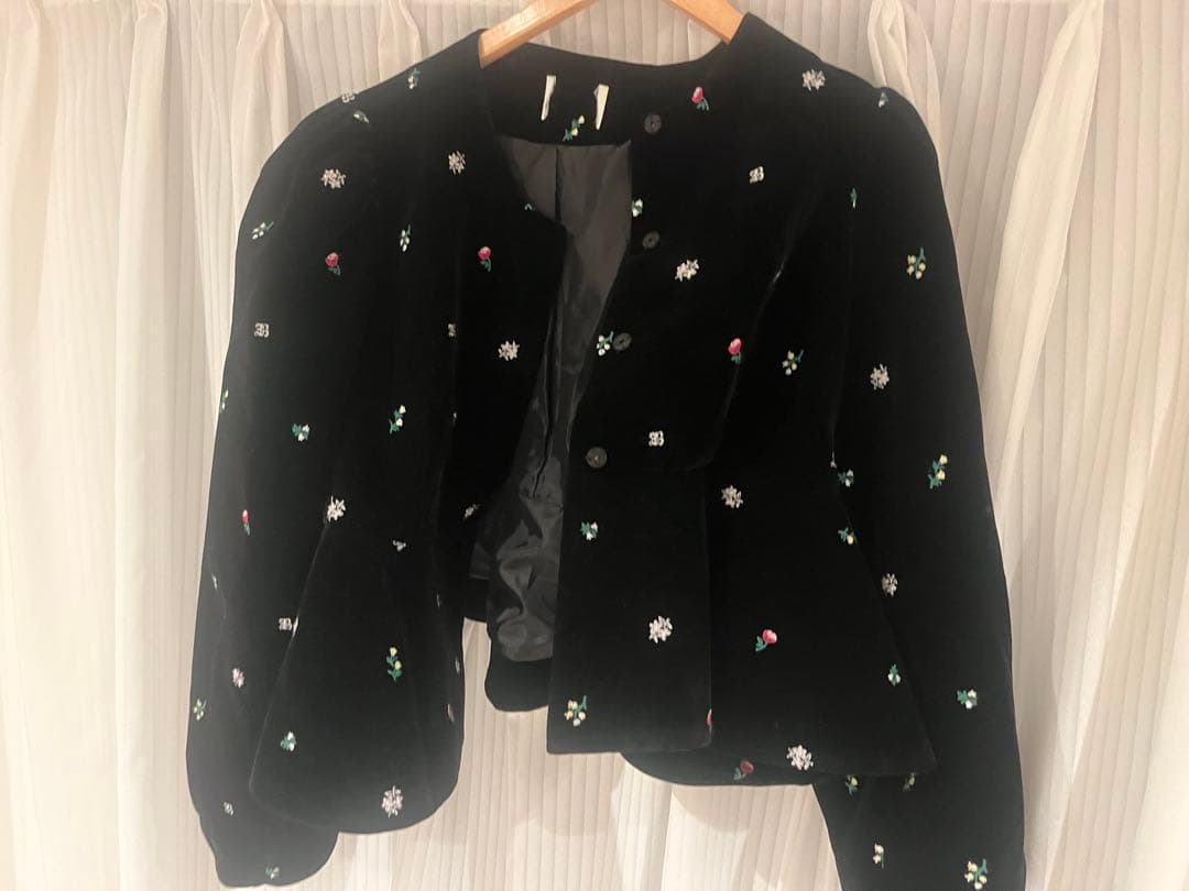 bibiy. B. STARRY PEPURAMU CARDIGAN
