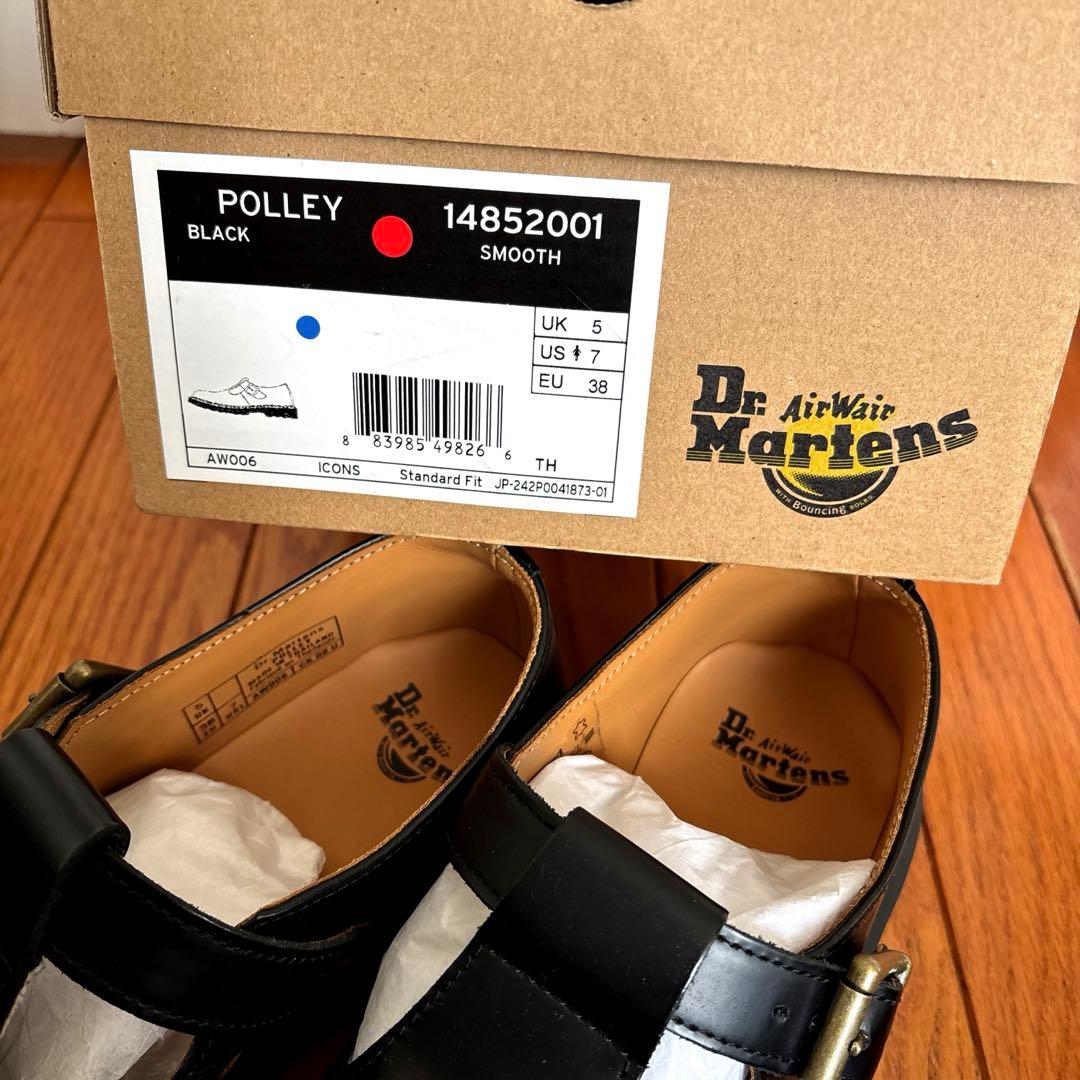 週末セール！ドクターマーチン POLLEY us7サイズ 4852001 - メルカリ