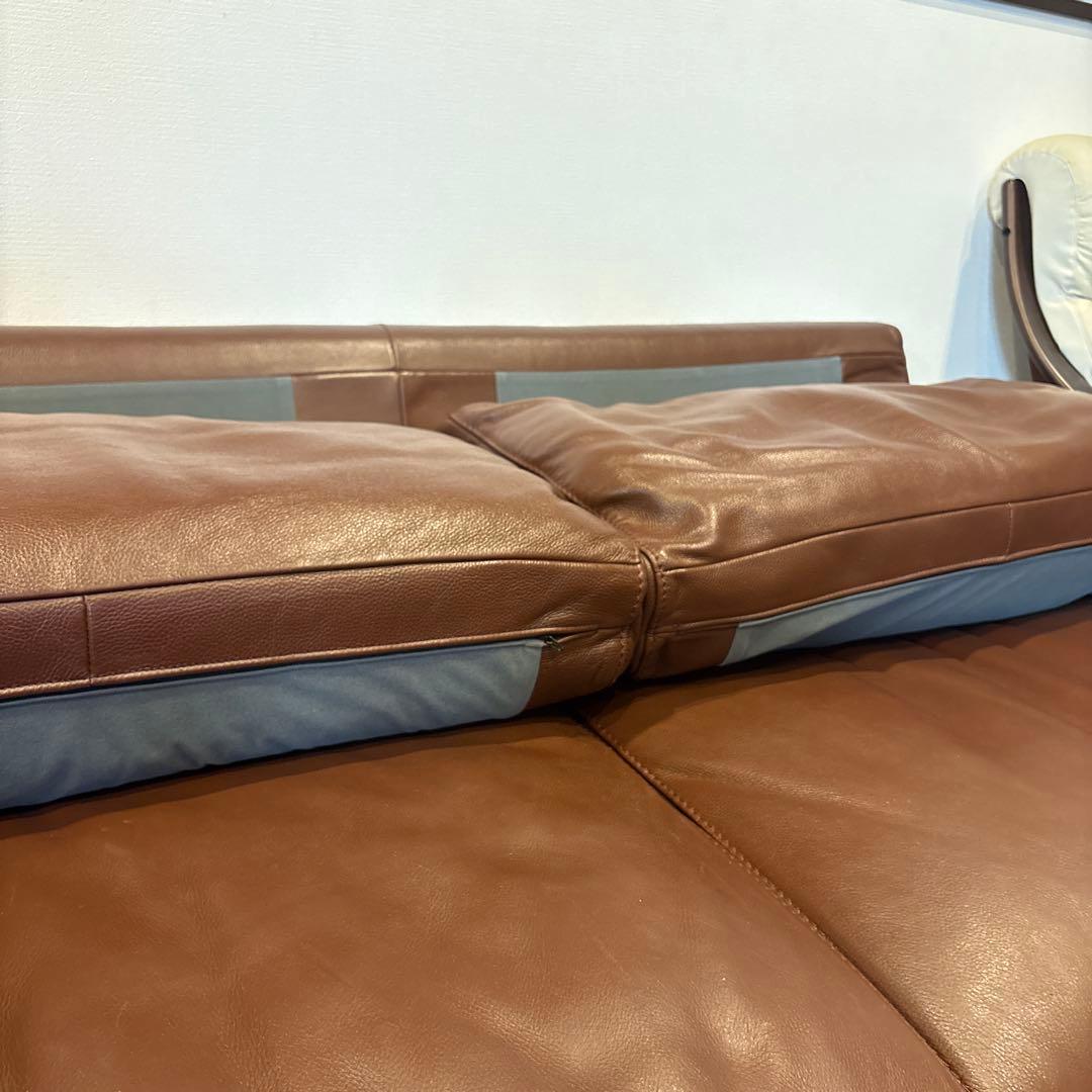 ブラウンレザー 2人掛けソファ