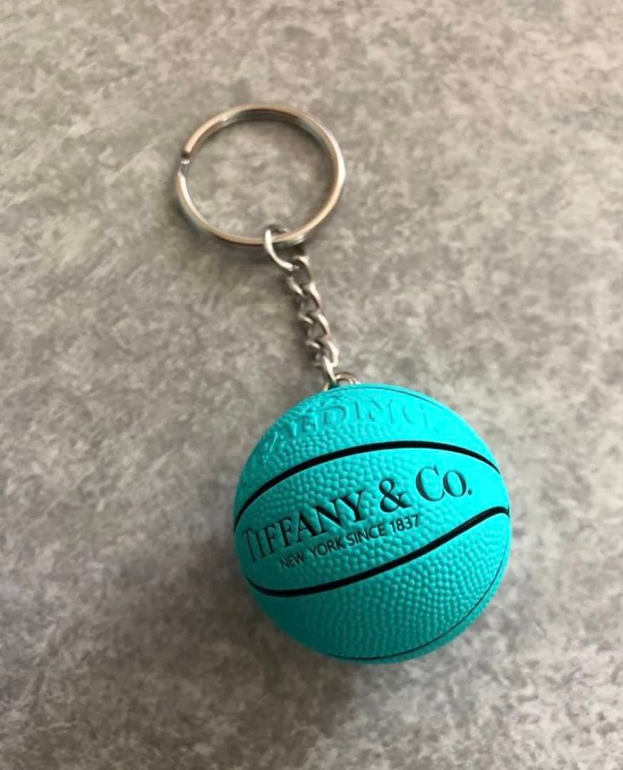 Tiffany & Co. キーホルダー チャーム バスケットボールキーホルダー