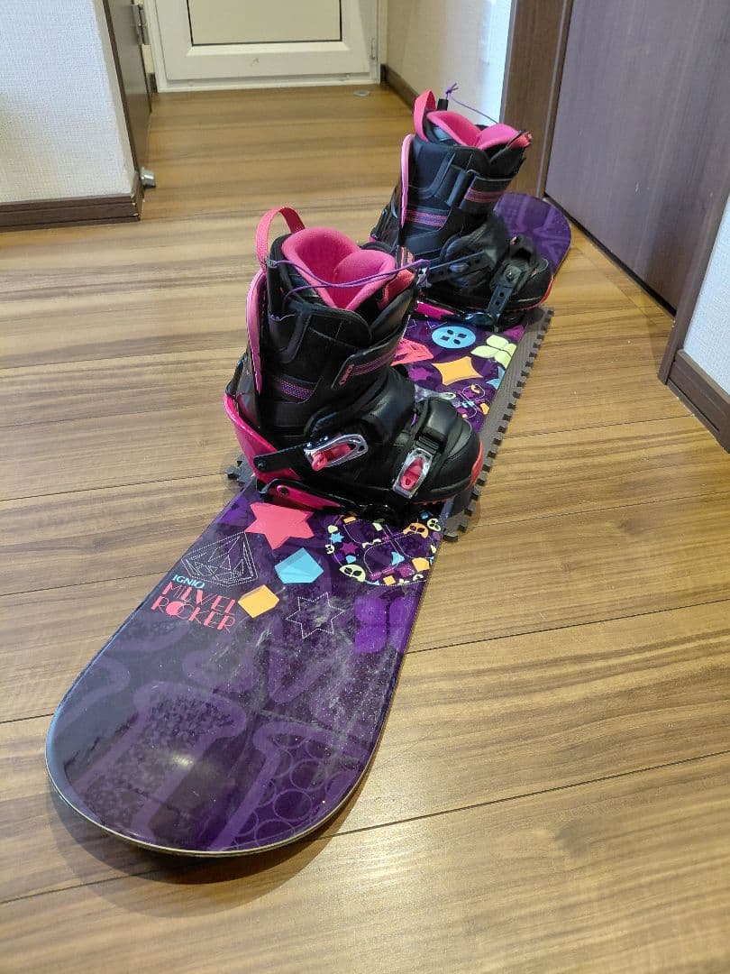 3点セット 送料込み】IGNIO 140 レディース 豪華スノーボードセット