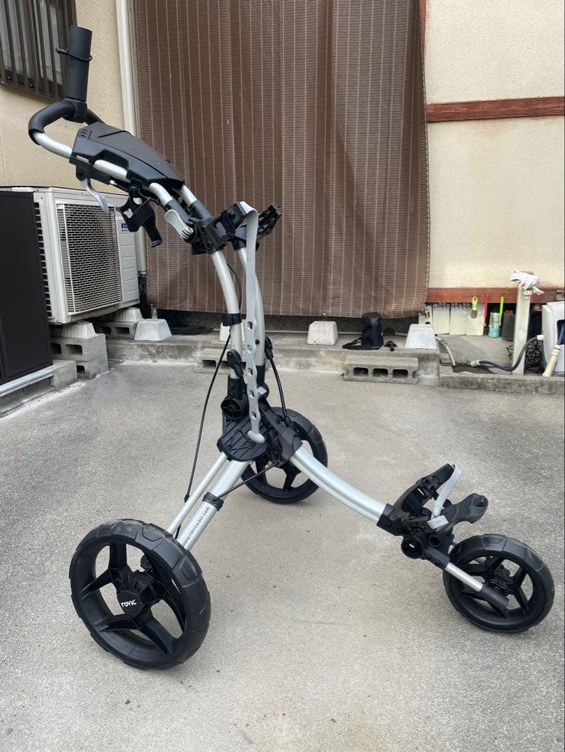 Clicgear rovic RV1C ゴルフ用プッシュカート 3輪 シルバー - メルカリ