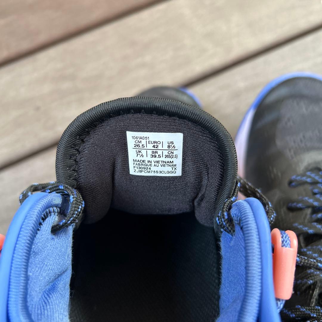 【しょーた】NOVA SURGE LOW 2 26.5cm