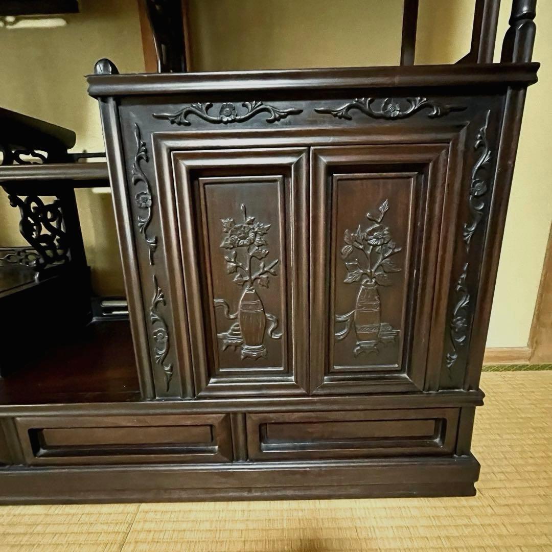 送料込み・配置込み】高級 黒檀 茶箪笥 透かし彫り飾り棚 年代品 昭和