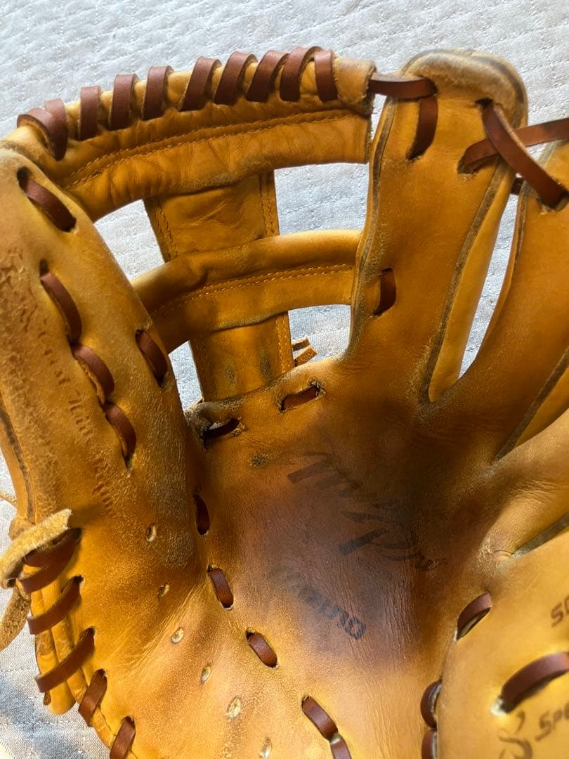 た*ろ様 ミズノプロ 軟式グローブ 内野手用