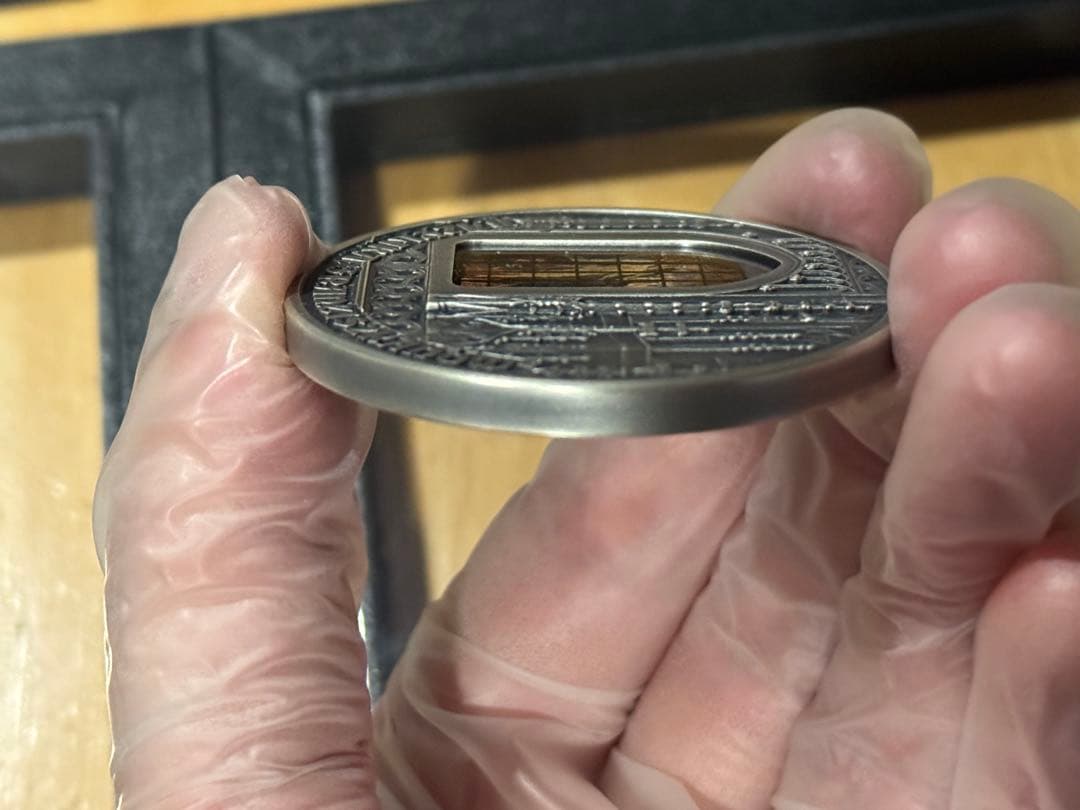 【Qちゃん】聖フランシス教会　ステンドグラスデザインの銀貨