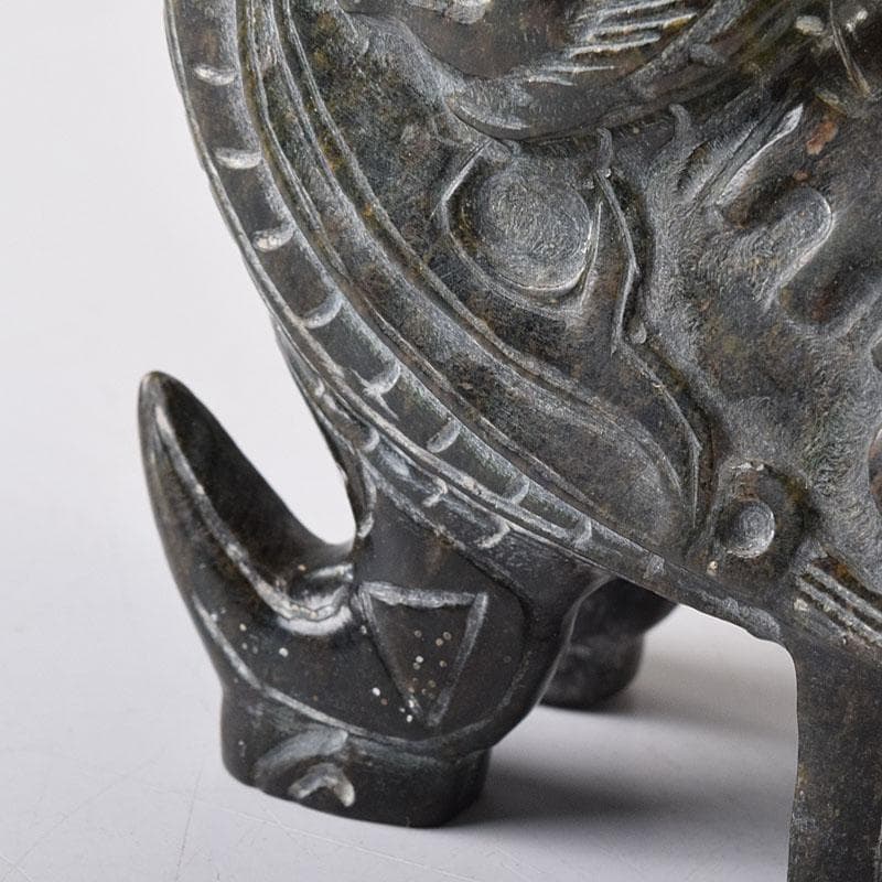 水芙蓉様専用 中国 玉石彫刻 神獣型壷 V R8307 - メルカリ