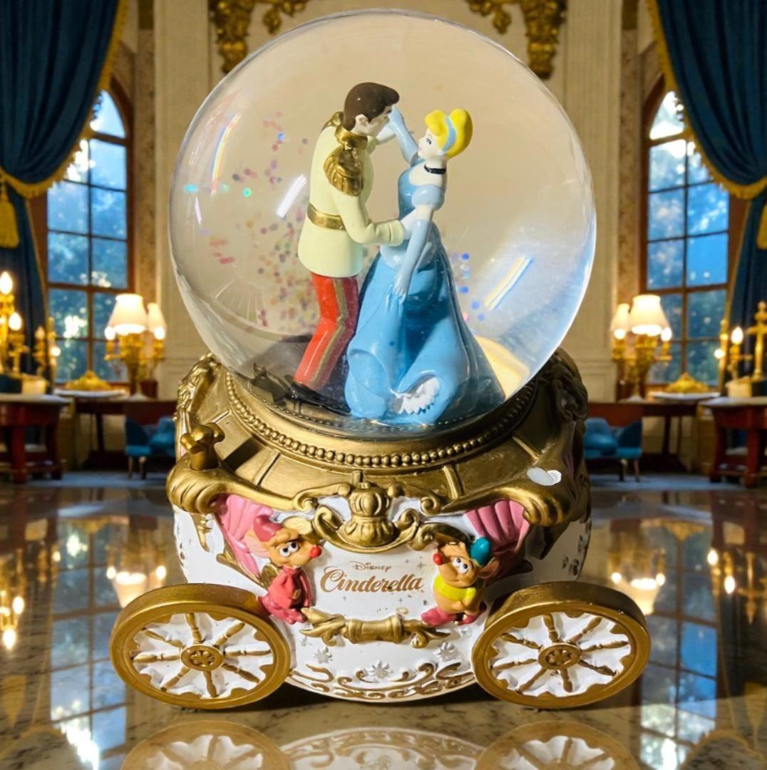 Disney シンデレラスノーグローブ - メルカリ