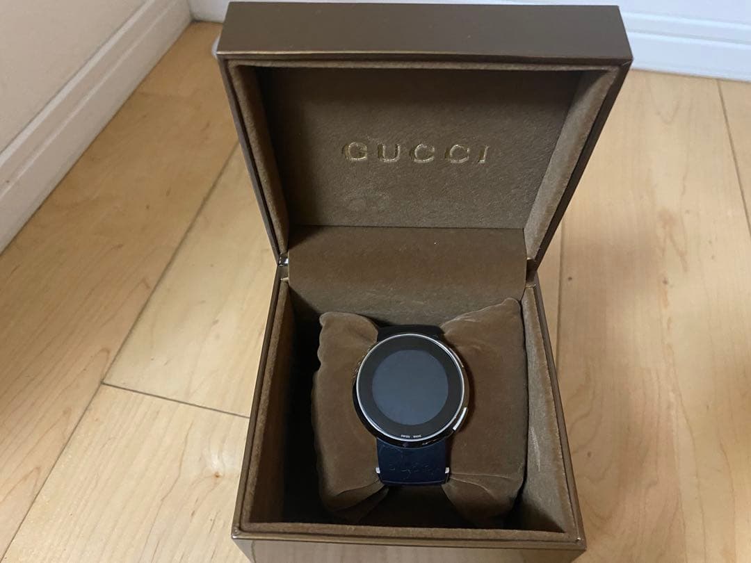 GUCCI デジタルウォッチ (バッテリー交換必要)