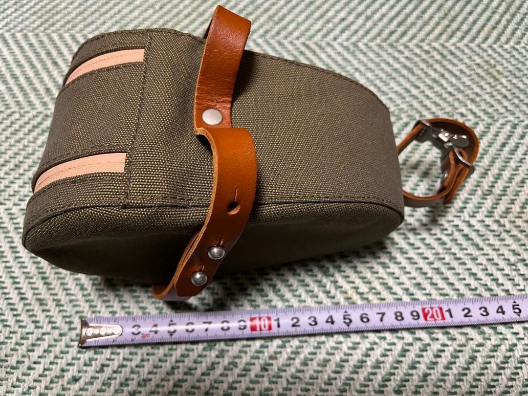 BROOKS サドルバッグ オリーブグリーン