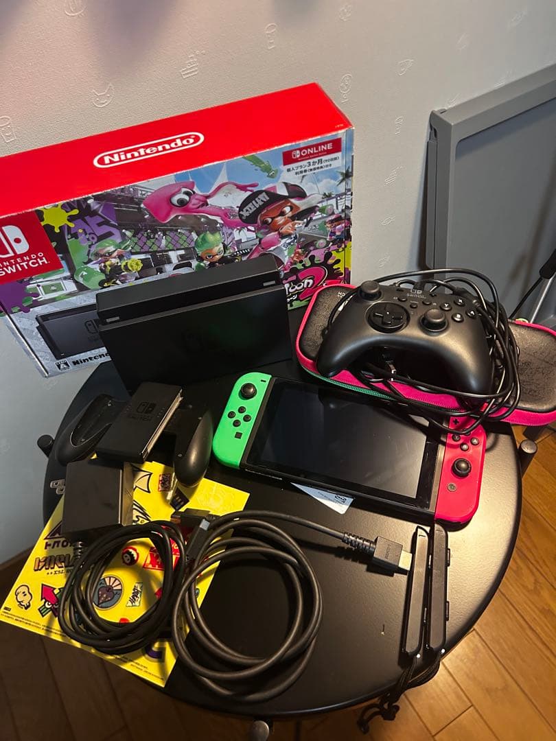 Nintendo Switch 本体 グリーン/レッド - メルカリ