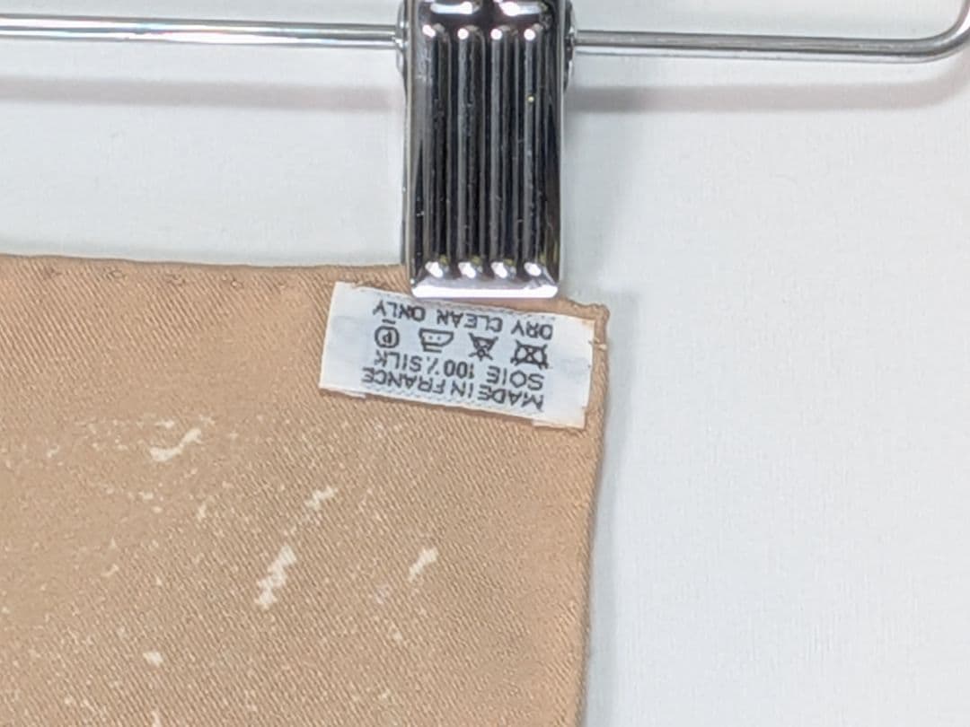 M376 HERMES カレ90 東洋の石と西洋の石細工 正規品　美品