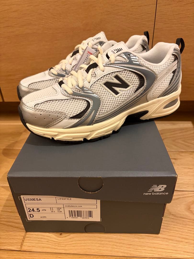New Balance U530ESA 24.5cm ニューバランススニーカー