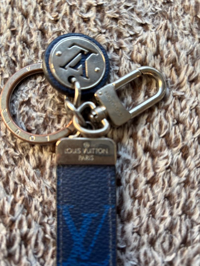 ルイヴィトン ポルトクレ・ネオ LV クラブ タイガ キーホルダー