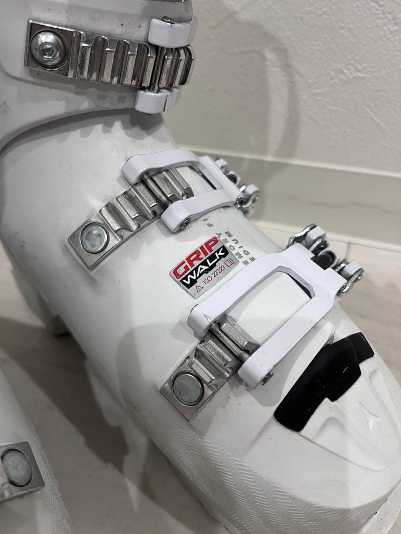 ATOMIC 3D GOLD スキー用ブーツ ホワイト - メルカリ