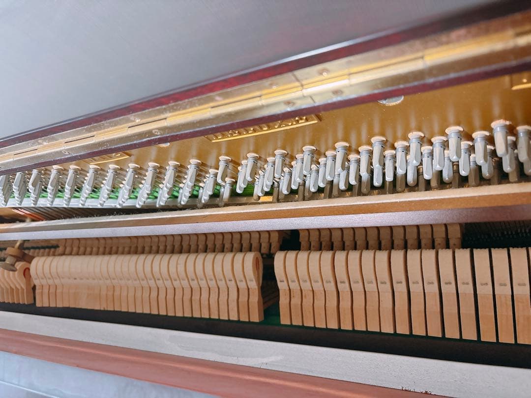 アールウィンザー EARL WINDSOR アップライトピアノ W112 - メルカリ