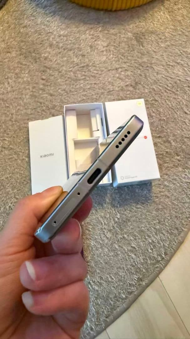 xiaomi 14T Pro12GB+256GBチタングレ国内版