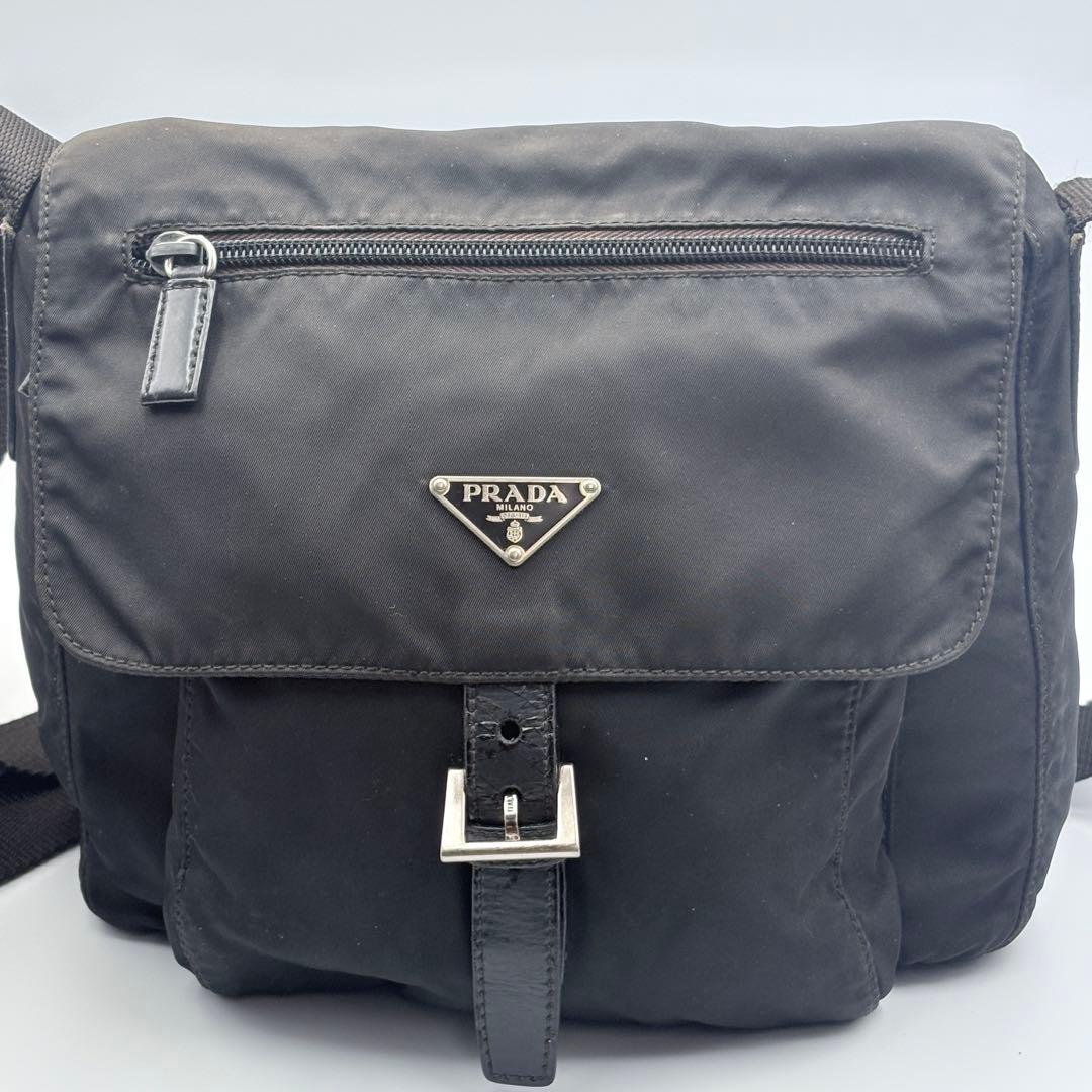 PRADAナイロンメッセンジャーバッグ VELA SPORT ブラック男女兼用