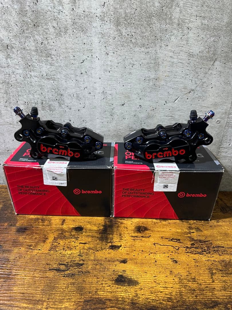 brembo艶ブラックアルマイトレッドロゴ 左右セット(チタンボルトカスタム) 楽天市場】Brembo ブレンボ 新カニキャリパー ブラックアルマイト